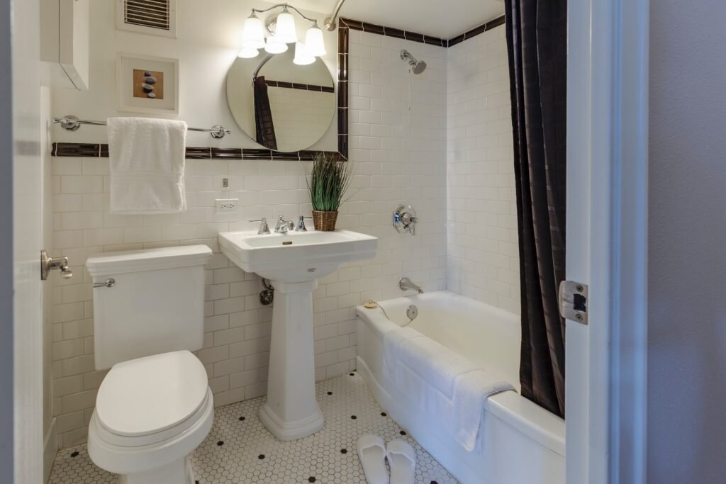 bathroom Reglazing services